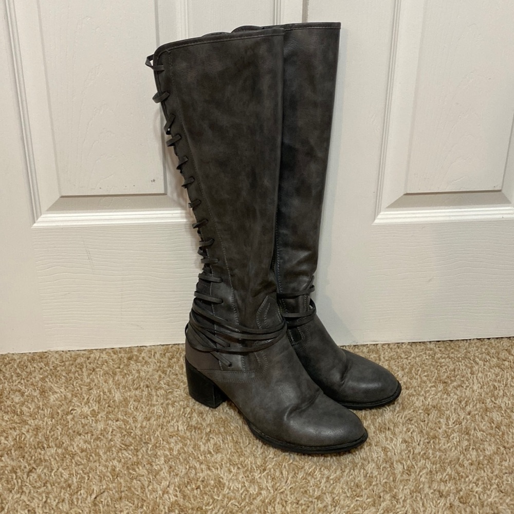 Lace boots
